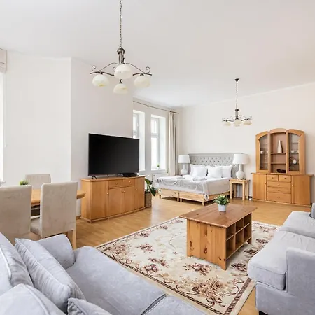 Vincent Apartment *