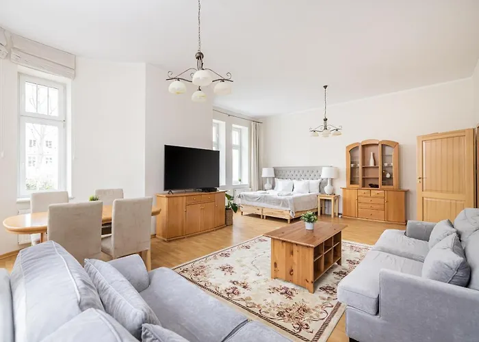 Vincent Apartment *